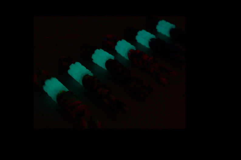 ACCESSORY Paracord lanyard and 3D-printed luminous bead