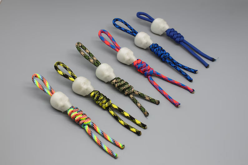 Schädel Paracord-Schlüsselband und 3D-gedruckte Leuchtperle