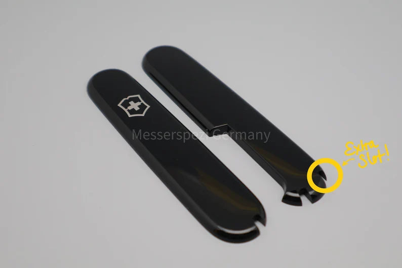 Victorinox Scales 91 mm PLUS (Equipment optional)